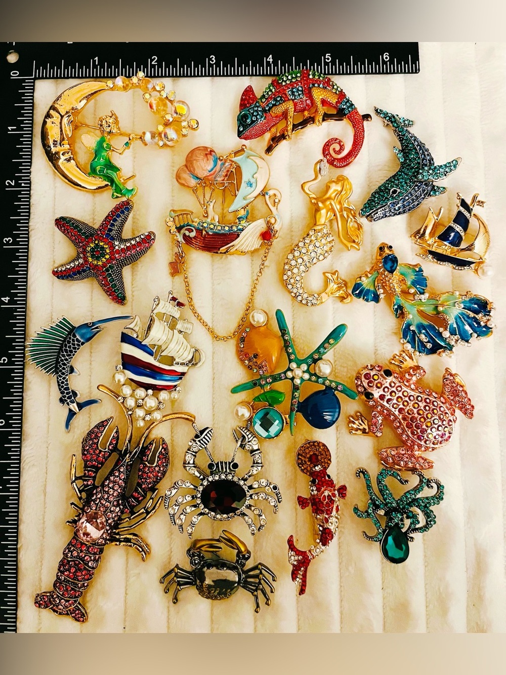Sea Life Brooch Lot 17 Crab Fish Starfish Mermaid Ocean Animal Pins